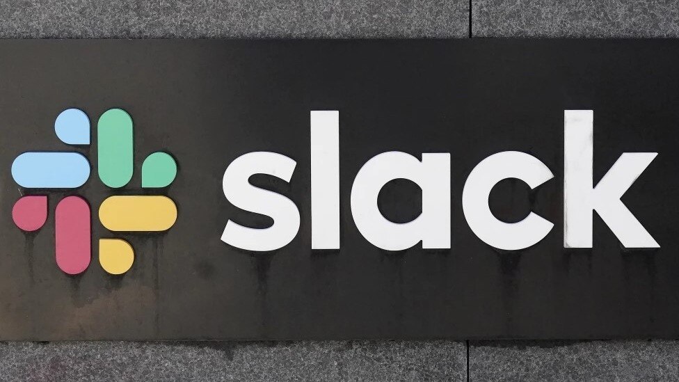 Slack обновился с ИИ: умный поиск, транскрипция звонков, сводки и помощник в документах для бизнеса. Повышение продуктивности.