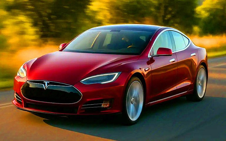Исследование Boohoff Law: электромобили теряют до 90 стоимости за 10 лет. Tesla Model S, Fiat 500e и BMW i3 в антирейтинге. Быстрое устаревание технологий главная причина.