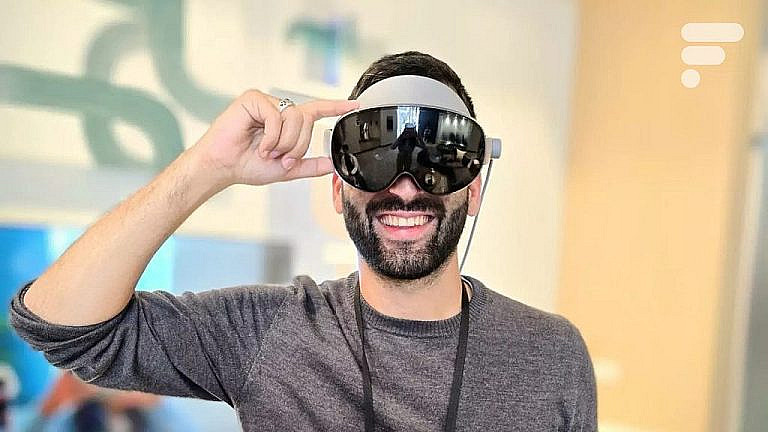 Samsung Project Moohan с Android XR достойный конкурент Apple Vision Pro. Иммерсивный опыт, удобные жесты и продуманный интерфейс. Цена пока под вопросом.