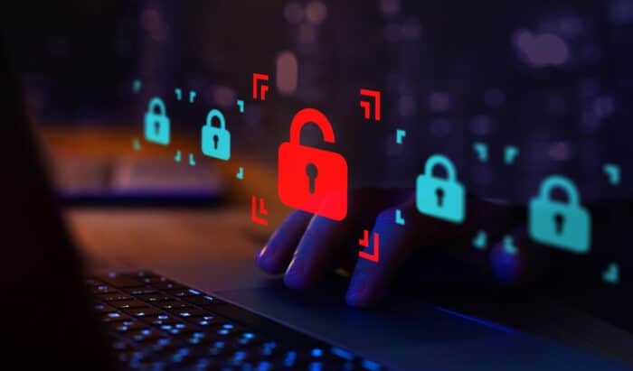 Крупная утечка данных: 184 млн учетных записей Netflix, Facebook, PayPal и других сервисов оказались под угрозой. Рекомендации по безопасности.