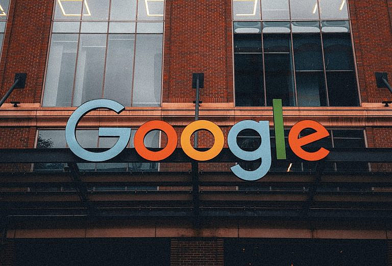 Google подтвердила утечку данных клиентов Google Ads из-за взлома Salesforce. Утекло 2,55 млн записей. Рекомендации по защите от фишинга.