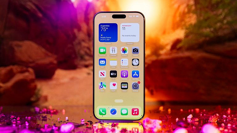 Обновление iOS 18.4 добавило новые эмодзи, приоритетные уведомления, рецепты в Apple News и улучшения Apple Intelligence. Узнайте все изменения в обзоре.