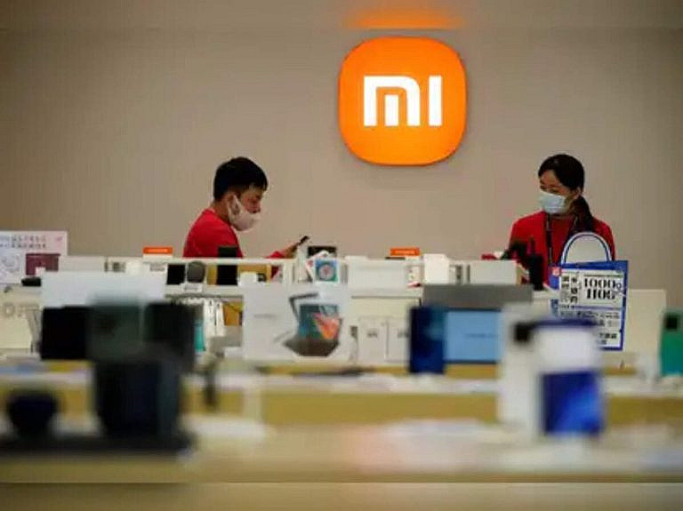 Xiaomi MiDashengLM-7B голосовая модель для умных домов и авто с поддержкой фоновых звуков и 20-кратной скоростью обработки запросов.