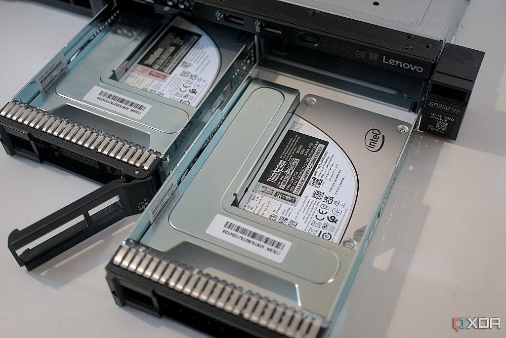 ZFS мощная файловая система для надежного хранения данных. Защита от битовой гнили, снапшоты, быстрые бэкапы и откат изменений. Идеально для NAS и TrueNAS.